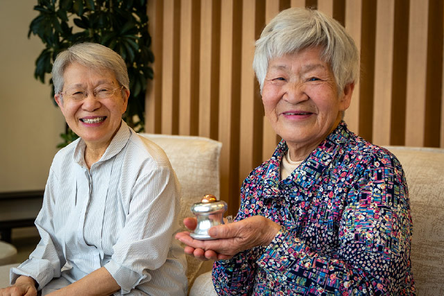 <p>Newsletter Vol.328</p>中島洋子さん、西恵理子さん姉妹 （前半）