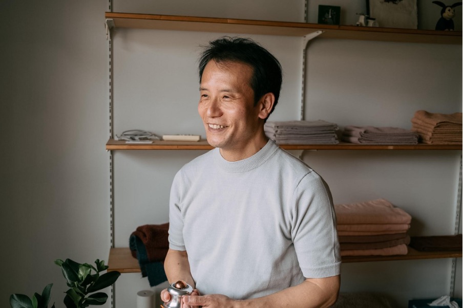 <p>Newsletter Vol.368</p>CS60 INTERVIEW  アパレル店長からサロン経営者へ。 西 亮さんインタビュー(前編)